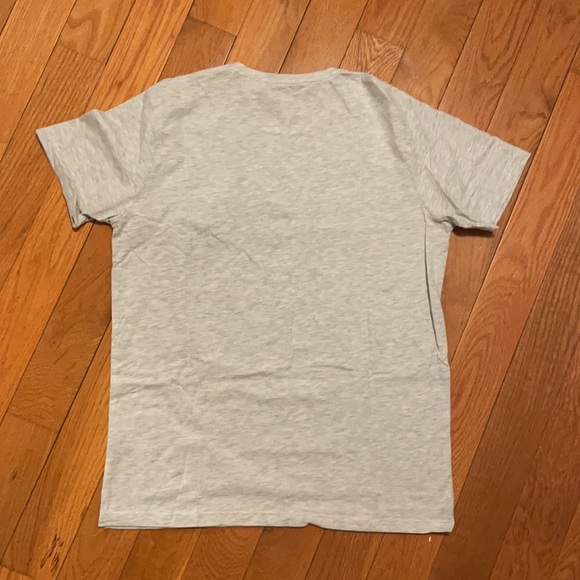 Brand name men’s grey t-shirt - Picture 3 of 3